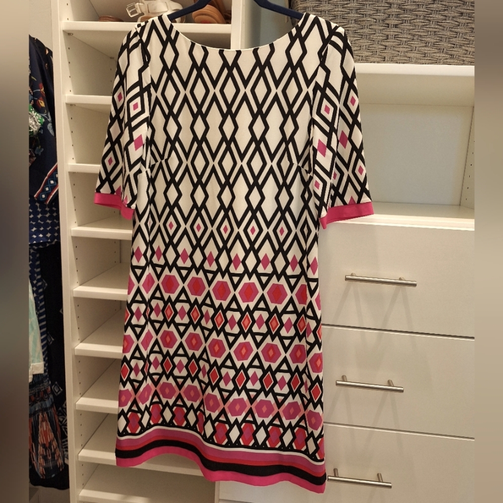 Eliza J Black and Pink Geometric Mini Dress Size 10